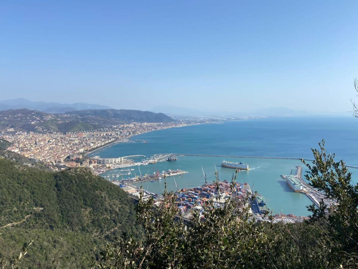 Salerno Centraal Apartment Dış mekan fotoğraf