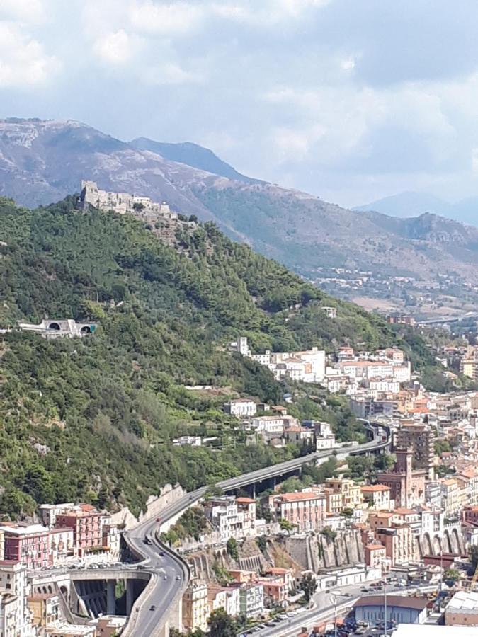 Salerno Centraal Apartment Dış mekan fotoğraf