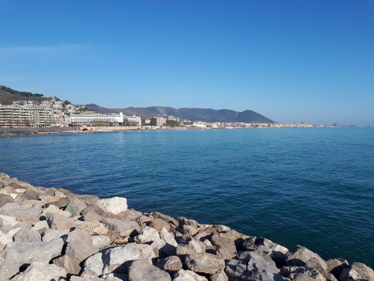 Salerno Centraal Apartment Dış mekan fotoğraf